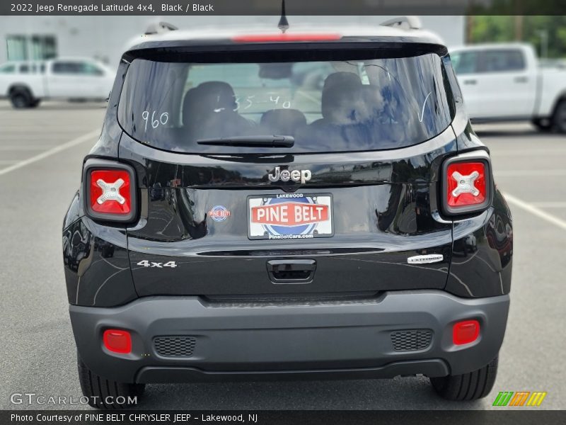 Black / Black 2022 Jeep Renegade Latitude 4x4