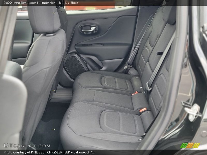 Black / Black 2022 Jeep Renegade Latitude 4x4