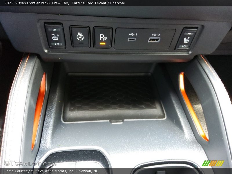 Cardinal Red Tricoat / Charcoal 2022 Nissan Frontier Pro-X Crew Cab