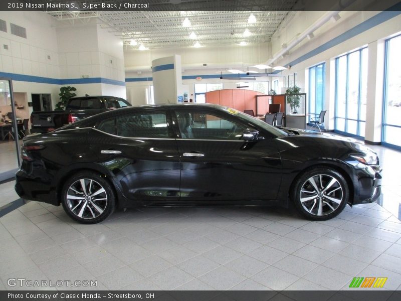 Super Black / Charcoal 2019 Nissan Maxima SL