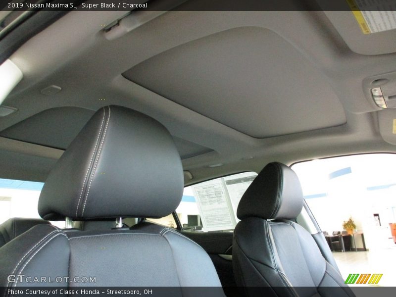 Super Black / Charcoal 2019 Nissan Maxima SL