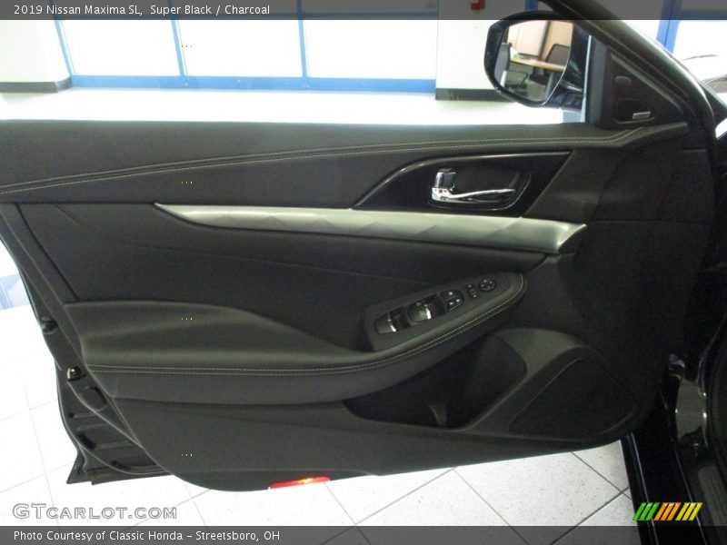 Super Black / Charcoal 2019 Nissan Maxima SL