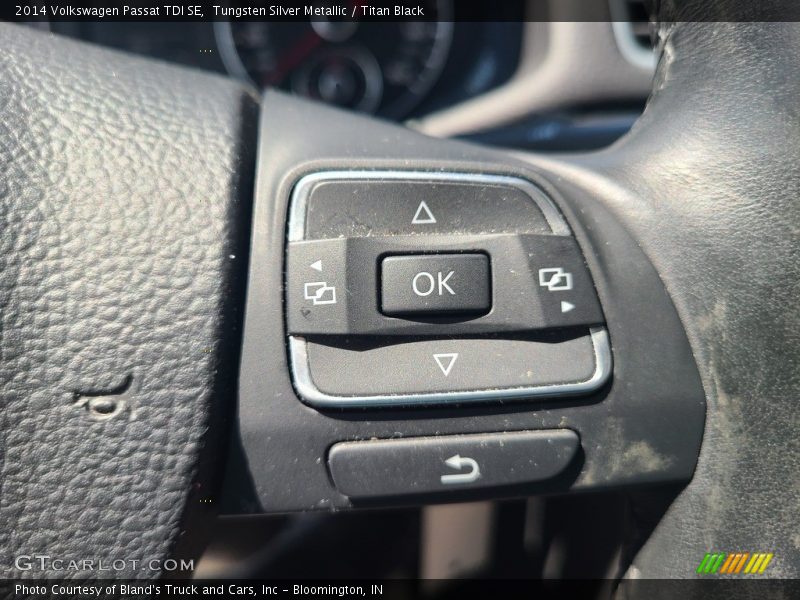Tungsten Silver Metallic / Titan Black 2014 Volkswagen Passat TDI SE