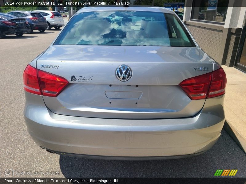Tungsten Silver Metallic / Titan Black 2014 Volkswagen Passat TDI SE
