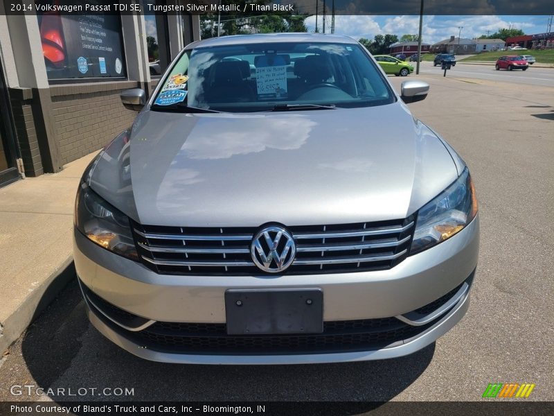 Tungsten Silver Metallic / Titan Black 2014 Volkswagen Passat TDI SE