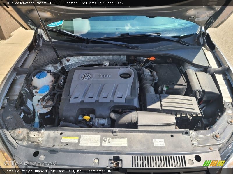Tungsten Silver Metallic / Titan Black 2014 Volkswagen Passat TDI SE