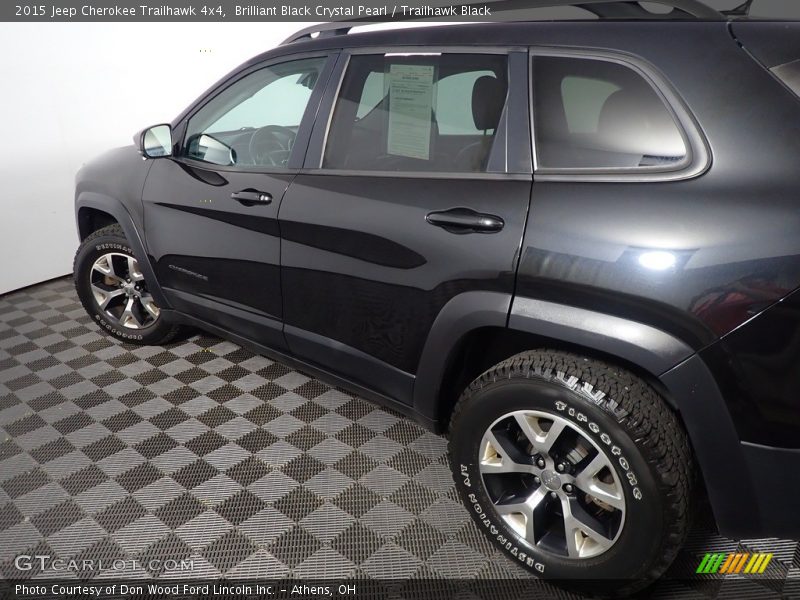 Brilliant Black Crystal Pearl / Trailhawk Black 2015 Jeep Cherokee Trailhawk 4x4