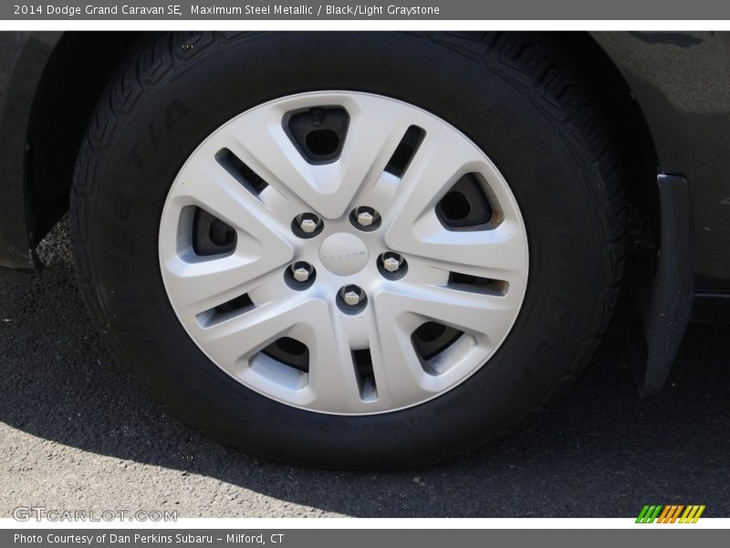 Maximum Steel Metallic / Black/Light Graystone 2014 Dodge Grand Caravan SE