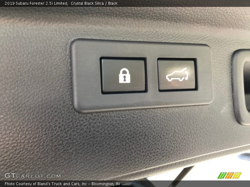 Crystal Black Silica / Black 2019 Subaru Forester 2.5i Limited