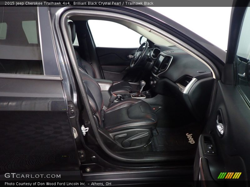 Brilliant Black Crystal Pearl / Trailhawk Black 2015 Jeep Cherokee Trailhawk 4x4