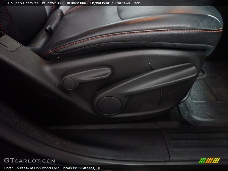 Brilliant Black Crystal Pearl / Trailhawk Black 2015 Jeep Cherokee Trailhawk 4x4