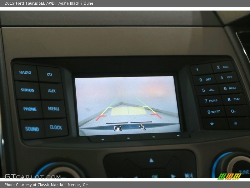 Agate Black / Dune 2019 Ford Taurus SEL AWD