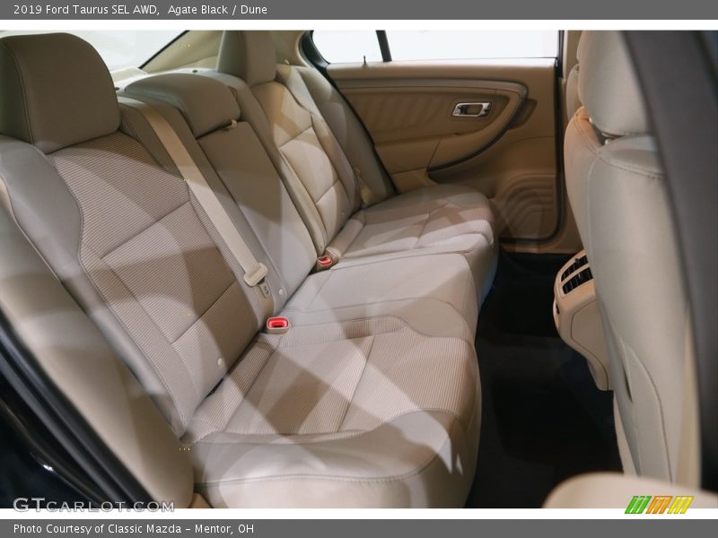 Agate Black / Dune 2019 Ford Taurus SEL AWD