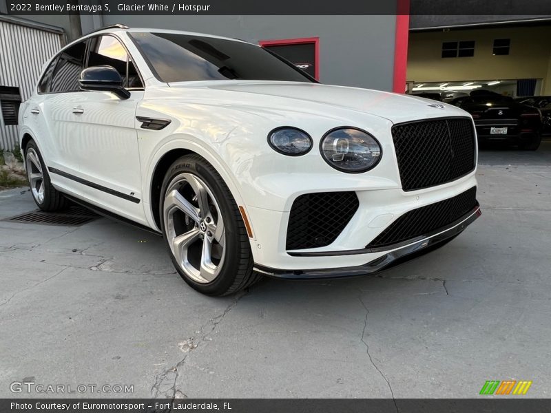  2022 Bentayga S Glacier White