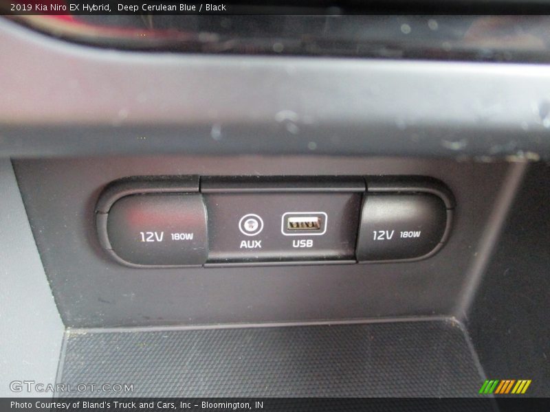 Deep Cerulean Blue / Black 2019 Kia Niro EX Hybrid