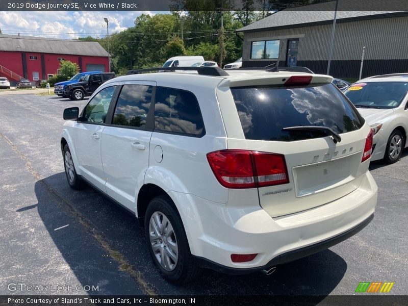 Vice White / Black 2019 Dodge Journey SE