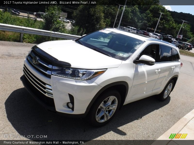 Blizzard White Pearl / Ash 2017 Toyota Highlander Limited AWD