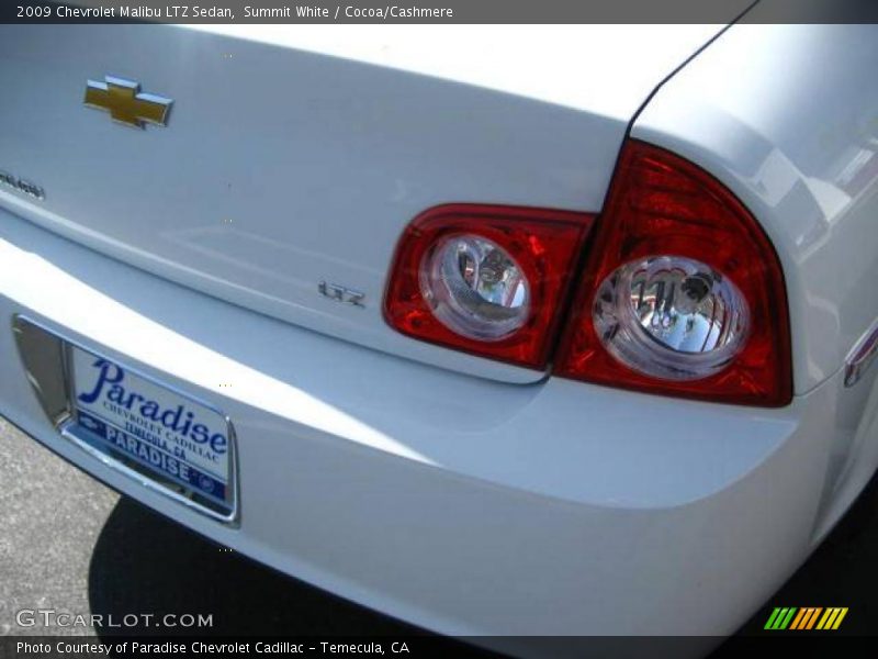 Summit White / Cocoa/Cashmere 2009 Chevrolet Malibu LTZ Sedan