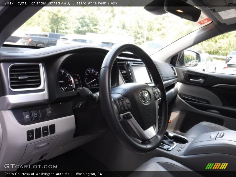 Blizzard White Pearl / Ash 2017 Toyota Highlander Limited AWD
