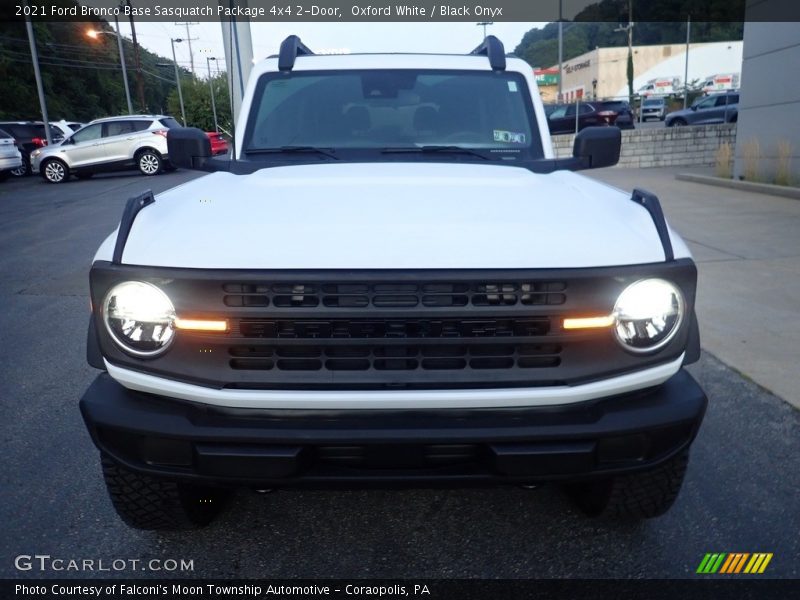 Oxford White / Black Onyx 2021 Ford Bronco Base Sasquatch Package 4x4 2-Door