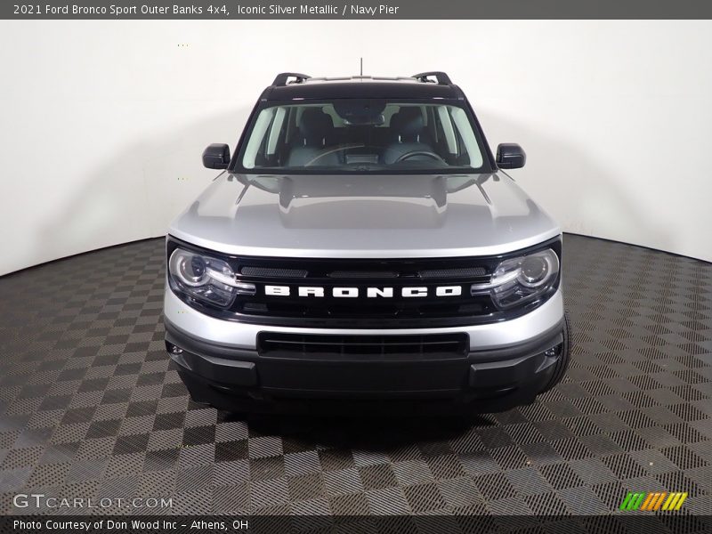 Iconic Silver Metallic / Navy Pier 2021 Ford Bronco Sport Outer Banks 4x4