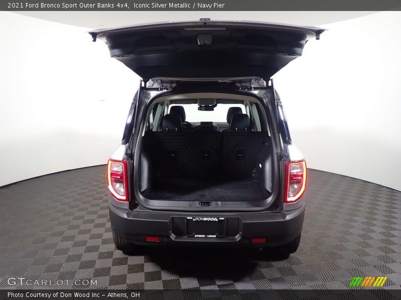 Iconic Silver Metallic / Navy Pier 2021 Ford Bronco Sport Outer Banks 4x4