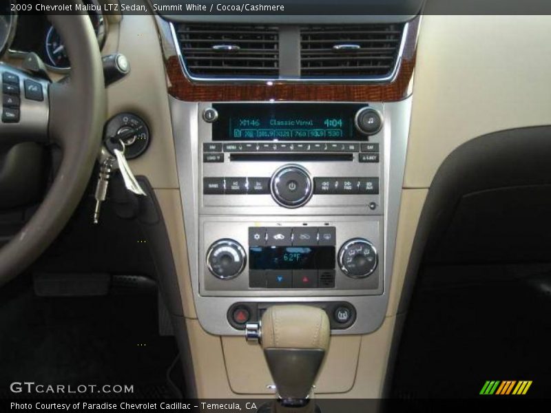 Summit White / Cocoa/Cashmere 2009 Chevrolet Malibu LTZ Sedan