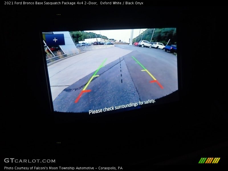 Oxford White / Black Onyx 2021 Ford Bronco Base Sasquatch Package 4x4 2-Door
