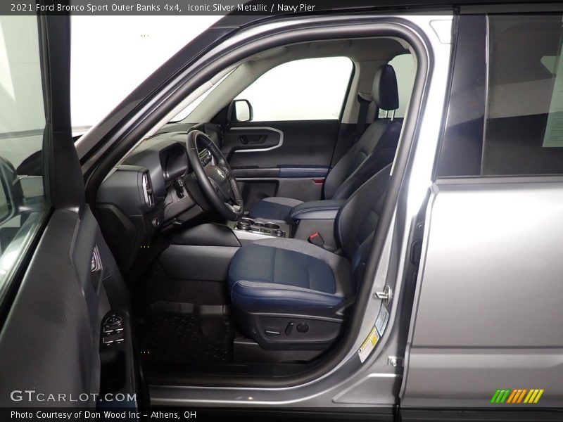 Iconic Silver Metallic / Navy Pier 2021 Ford Bronco Sport Outer Banks 4x4