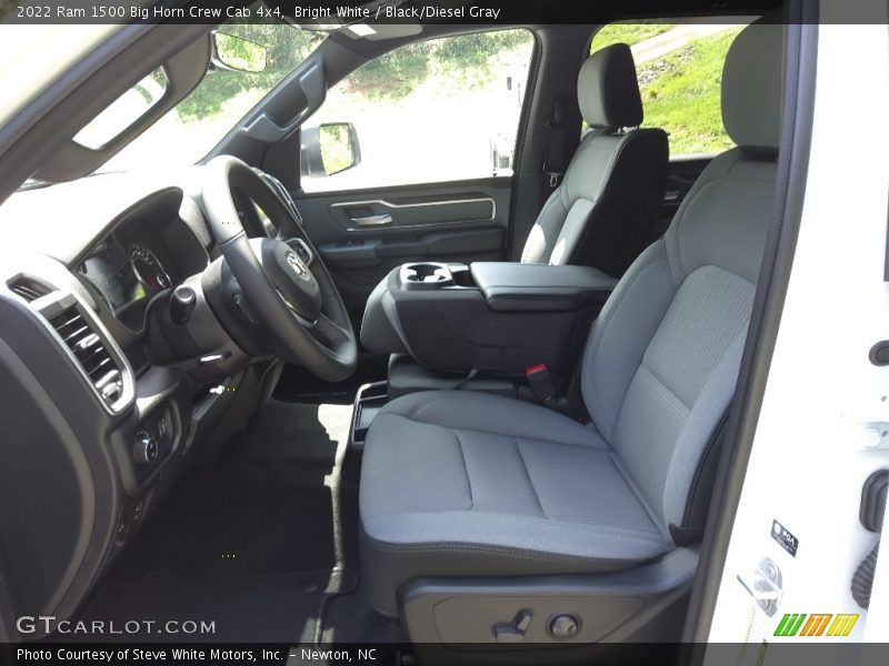 Bright White / Black/Diesel Gray 2022 Ram 1500 Big Horn Crew Cab 4x4