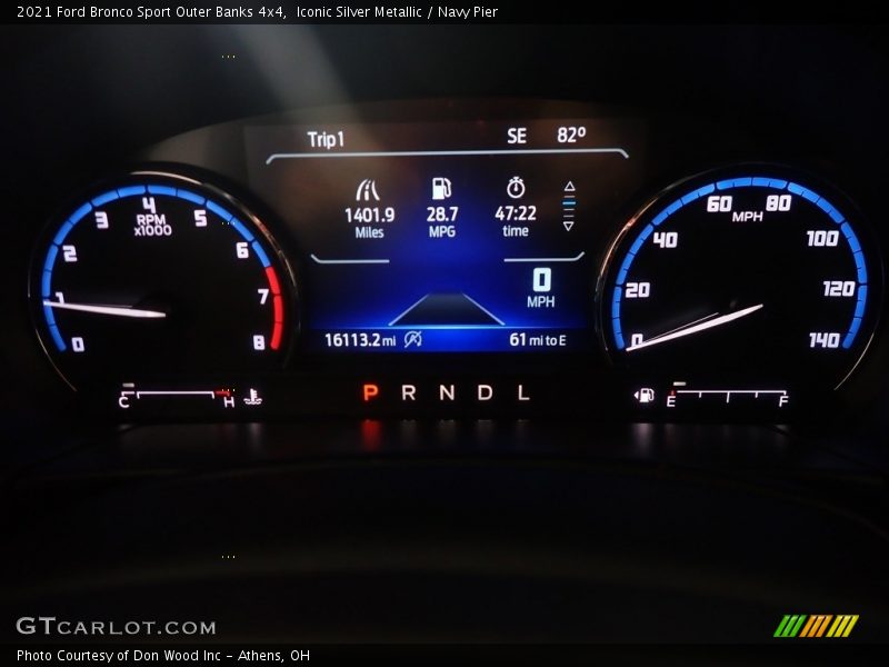 Iconic Silver Metallic / Navy Pier 2021 Ford Bronco Sport Outer Banks 4x4