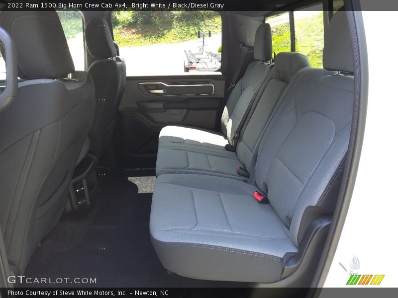 Bright White / Black/Diesel Gray 2022 Ram 1500 Big Horn Crew Cab 4x4
