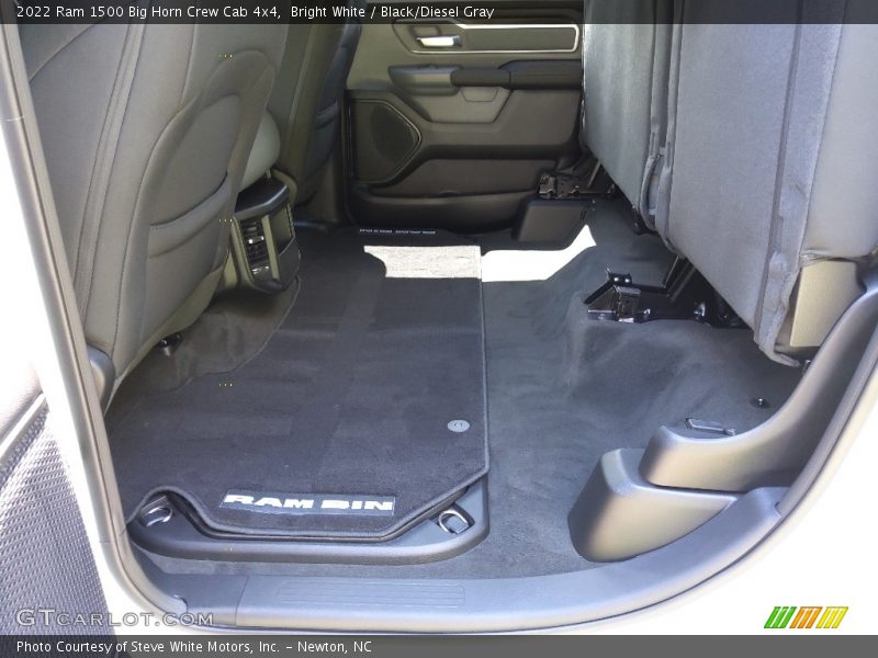 Bright White / Black/Diesel Gray 2022 Ram 1500 Big Horn Crew Cab 4x4