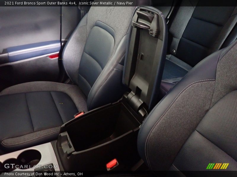 Iconic Silver Metallic / Navy Pier 2021 Ford Bronco Sport Outer Banks 4x4