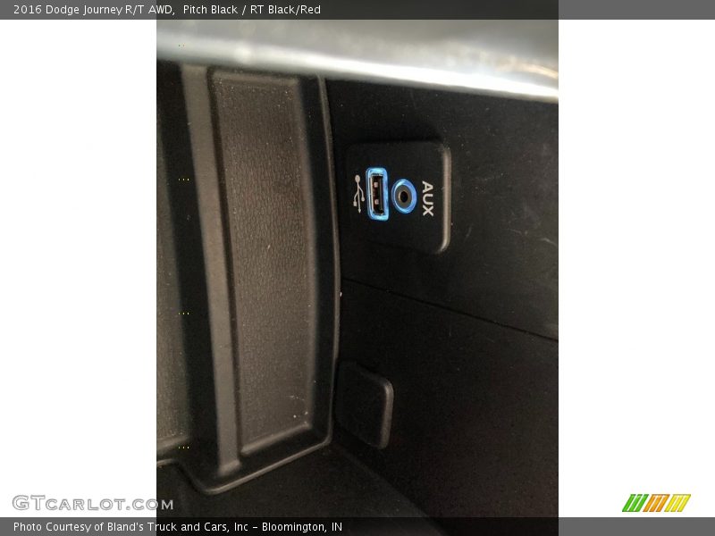 Pitch Black / RT Black/Red 2016 Dodge Journey R/T AWD