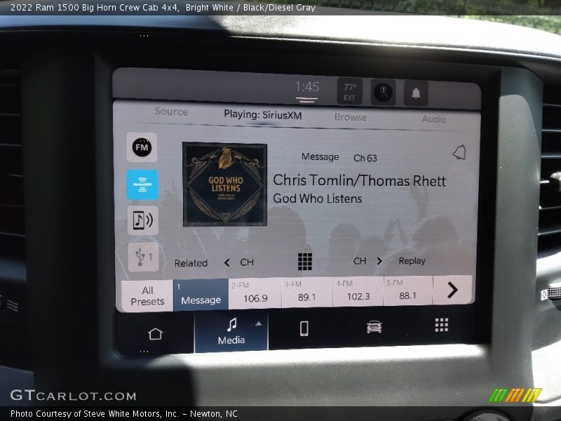 Bright White / Black/Diesel Gray 2022 Ram 1500 Big Horn Crew Cab 4x4