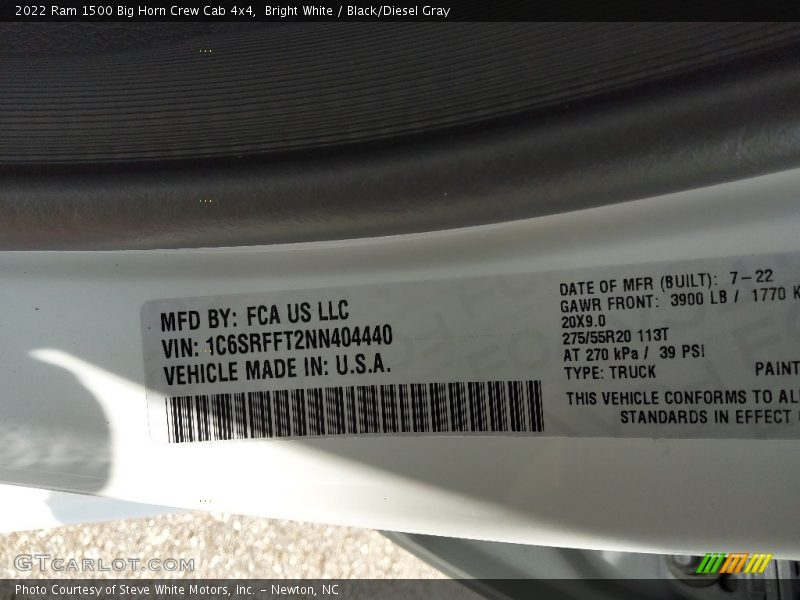Bright White / Black/Diesel Gray 2022 Ram 1500 Big Horn Crew Cab 4x4