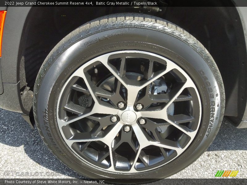  2022 Grand Cherokee Summit Reserve 4x4 Wheel