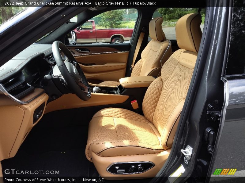 Front Seat of 2022 Grand Cherokee Summit Reserve 4x4