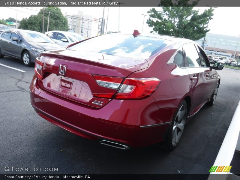 Radiant Red Metallic / Gray 2018 Honda Accord Touring Sedan