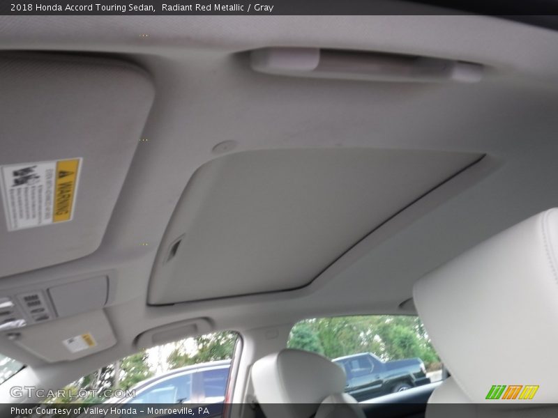 Radiant Red Metallic / Gray 2018 Honda Accord Touring Sedan