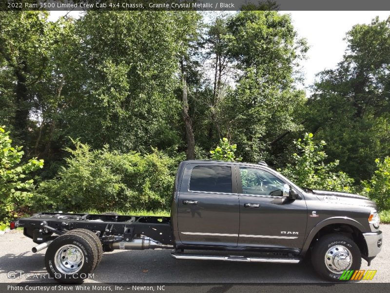  2022 3500 Limited Crew Cab 4x4 Chassis Granite Crystal Metallic