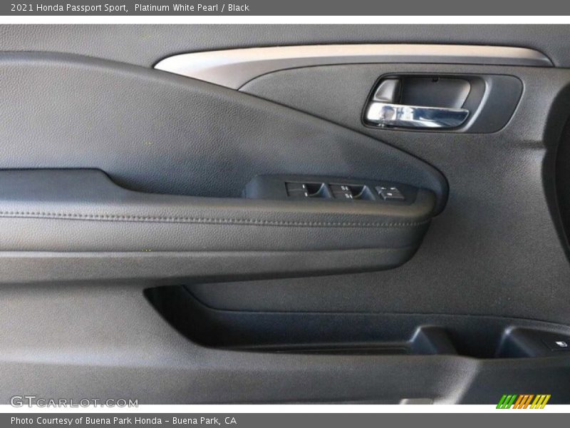 Platinum White Pearl / Black 2021 Honda Passport Sport