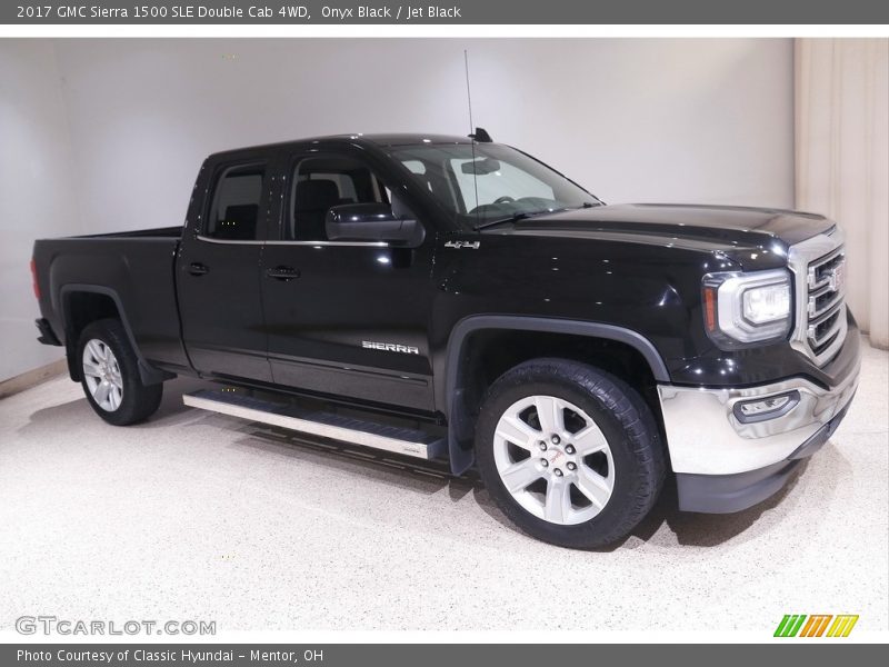 Onyx Black / Jet Black 2017 GMC Sierra 1500 SLE Double Cab 4WD