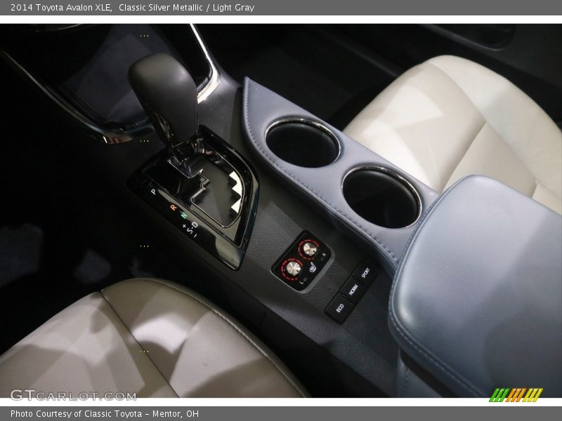Classic Silver Metallic / Light Gray 2014 Toyota Avalon XLE