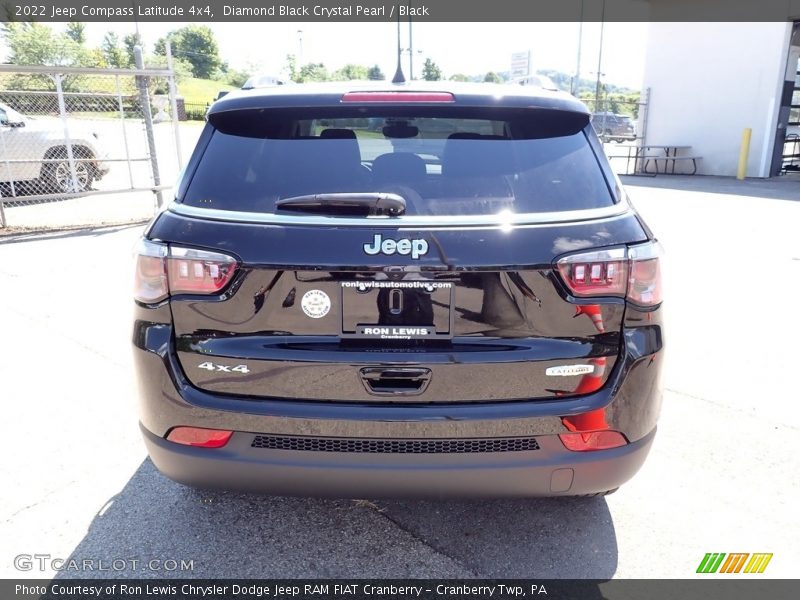 Diamond Black Crystal Pearl / Black 2022 Jeep Compass Latitude 4x4