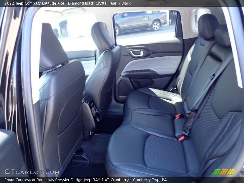 Diamond Black Crystal Pearl / Black 2022 Jeep Compass Latitude 4x4
