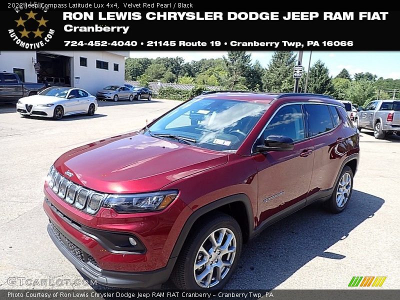 Velvet Red Pearl / Black 2022 Jeep Compass Latitude Lux 4x4