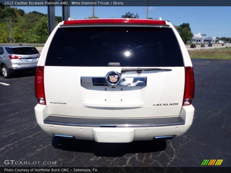 White Diamond Tricoat / Ebony 2013 Cadillac Escalade Platinum AWD