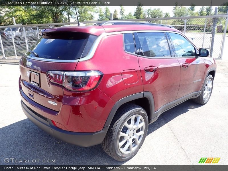 Velvet Red Pearl / Black 2022 Jeep Compass Latitude Lux 4x4